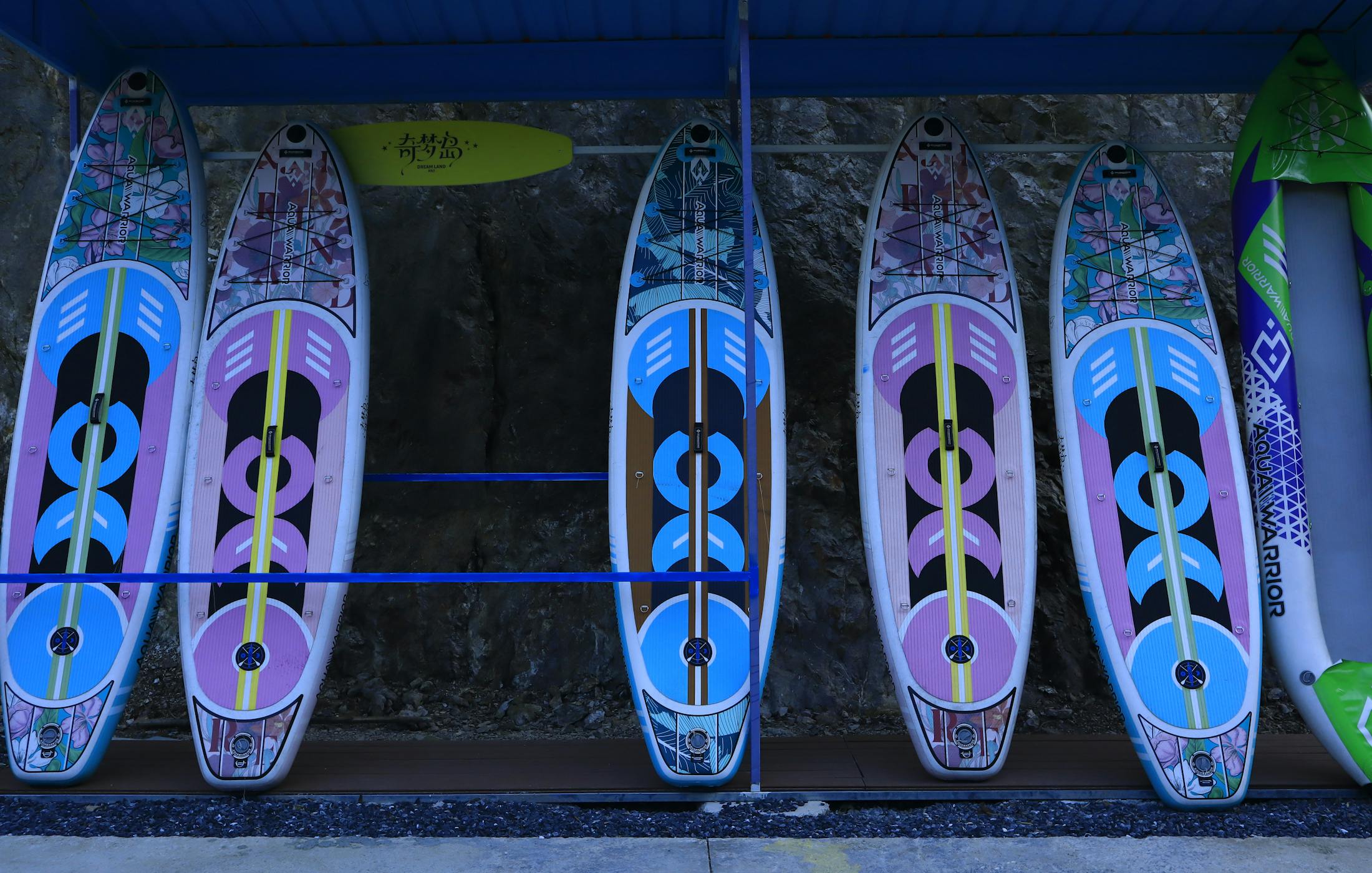 Paddleboards arranged for outdoor activity capacity planning